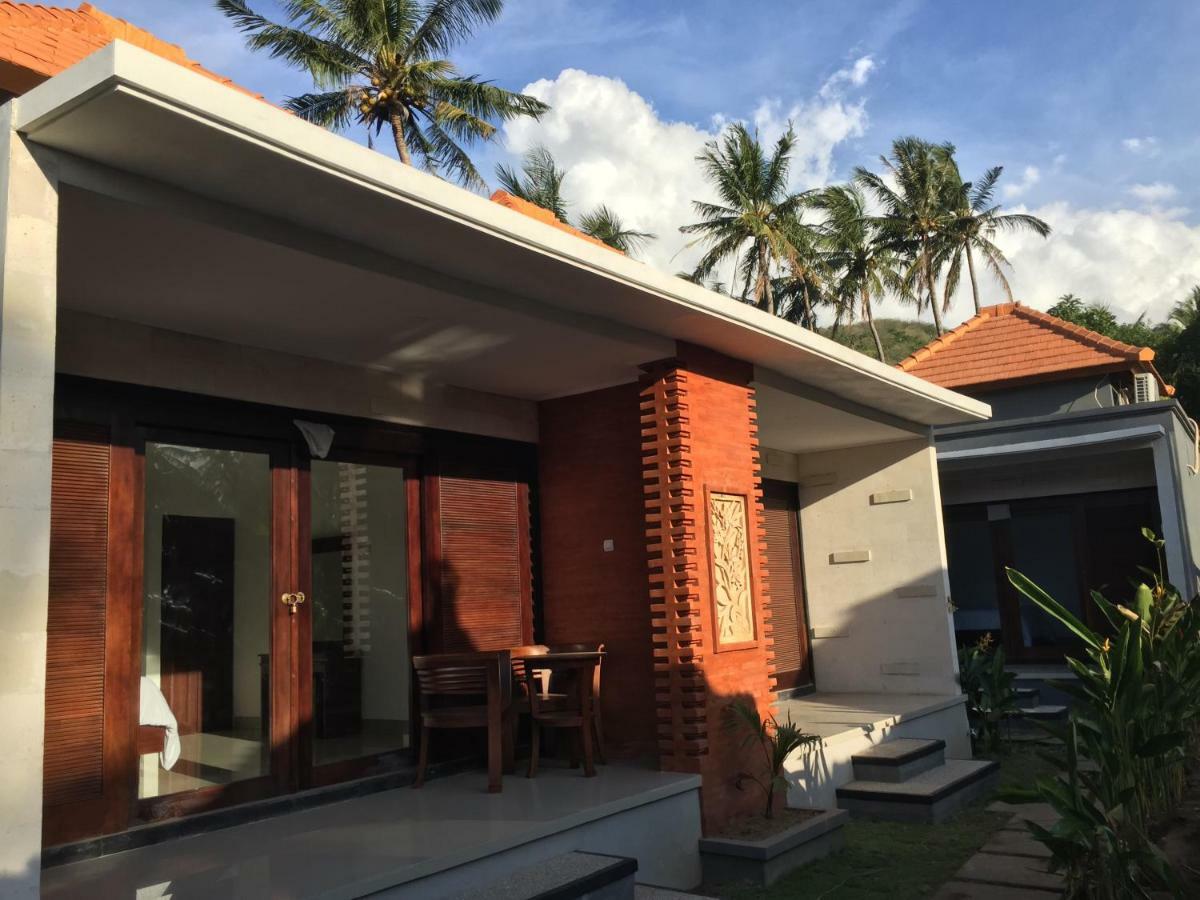Satria House Amed Hotel Exterior photo
